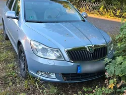 Blau Gebraucht 2009 Skoda Octavia LAURIN & KLEMENT Kombi | 8.700 €
