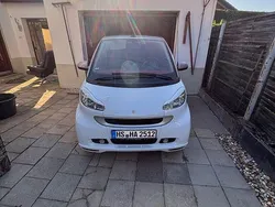 Weiß Gebraucht 2009 Smart ForTwo Cabrio Passion Cabrio | 5.500 € (Fairer Preis)