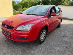 Rot Gebraucht 2007 Ford Focus Kombi | 1.299 € (Guter Preis)