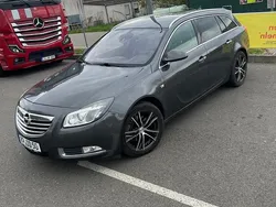 Grau Gebraucht 2009 Opel Insignia Kombi | 2.500 € (Fairer Preis)