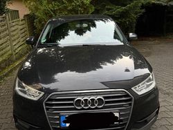 Schwarz Gebraucht 2017 Audi A1 Sportback Sport Kleinwagen | 8.500 € (Guter Preis)