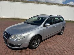 Silber Gebraucht 2011 VW Passat Trendline Kombi | 3.800 € (Guter Preis)