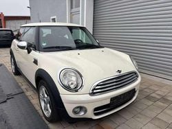 Weiß Gebraucht 2010 Mini One D Kleinwagen | 2.150 € (Guter Preis)