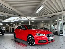 Rot Gebraucht 2013 Audi S3 Ambition Kleinwagen | 12.950 €