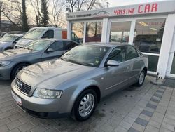 Grau Gebraucht 2003 Audi A4 Limousine | 3.750 € (Teuer)