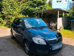 Schwarz Gebraucht 2009 Skoda Fabia Kleinwagen | 1.200 € (Guter Preis)
