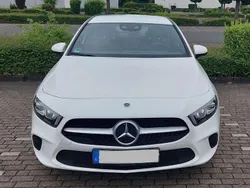 Weiß Gebraucht 2021 Mercedes A200 Limousine | 23.950 € (Fairer Preis)