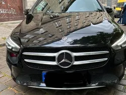Mercedes B200