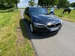 Schwarz Gebraucht 2020 BMW 520 Sport Line Kombi | 28.500 € (Guter Preis)