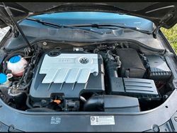 Grau Gebraucht 2009 VW Passat Sportline Limousine | 3.500 € (Fairer Preis)