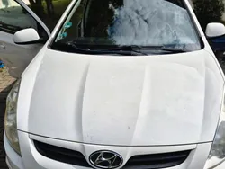 Weiß Gebraucht 2011 Hyundai i20 Edition Kleinwagen | 2.500 € (Fairer Preis)