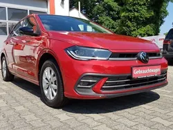 Rot Gebraucht 2022 VW Polo Style Limousine | 18.555 € (Guter Preis)