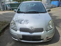Silber Gebraucht 2003 Toyota Yaris Sol Kleinwagen | 2.890 € (Fairer Preis)
