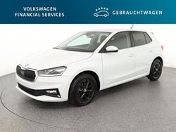 Weiß Gebraucht 2022 Skoda Fabia Style Kleinwagen | 15.309 € (Guter Preis)