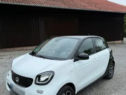 Weiß Gebraucht 2015 Smart ForFour Prime Kleinwagen | 6.990 € (Fairer Preis)