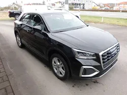 Brillantschwarz Gebraucht 2022 Audi Q2 Advanced SUV | 24.490 € (Fairer Preis)