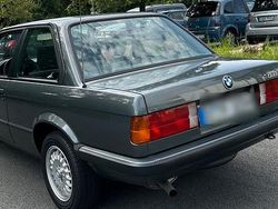 Grau Gebraucht 1986 BMW 325 Shadowline Coupé | 15.500 €
