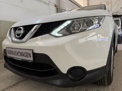 Weiß Gebraucht 2016 Nissan Qashqai Visia SUV | 7.999 € (Guter Preis)