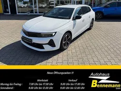Weiß Gebraucht 2024 Opel Astra Kombi | 25.950 € (Etwas zu teuer)
