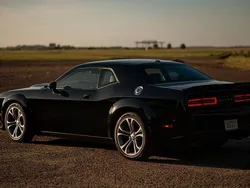 Schwarz Gebraucht 2020 Dodge Challenger Coupé | 29.500 € (Fairer Preis)