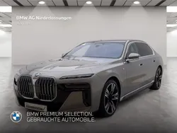 Grau Gebraucht 2024 BMW i7 Comfort Edition Limousine | 119.304 €