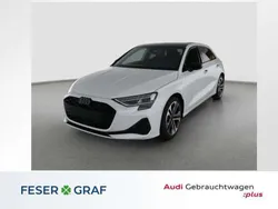 Gletscherweiß metallic Gebraucht 2024 Audi A3 Advanced Plus Limousine | 44.890 €