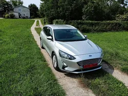 Silber Gebraucht 2020 Ford Focus Titanium Limousine | 10.325 € (Guter Preis)