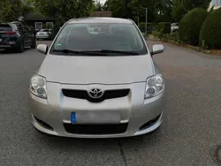 Silber Gebraucht 2007 Toyota Auris Limousine | 2.599 € (Guter Preis)