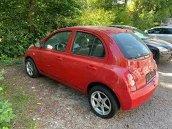 Rot Gebraucht 2005 Nissan Micra Kleinwagen | 1.200 € (Guter Preis)