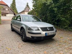 Silber Gebraucht 2003 VW Passat Kombi | 2.000 € (Fairer Preis)