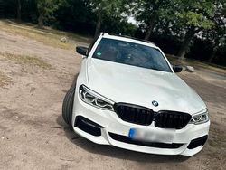 Weiß Gebraucht 2018 BMW 520 M Sport Kombi | 29.000 € (Teuer)
