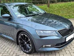Grau Gebraucht 2016 Skoda Superb Limousine | 16.400 € (Guter Preis)
