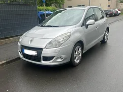 Silber Gebraucht 2011 Renault Scénic III Van / Kleinbus | 3.450 € (Guter Preis)