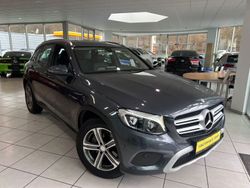 Grau Gebraucht 2016 Mercedes GLC250 SUV | 25.990 € (Fairer Preis)