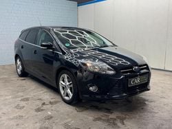 Schwarz Gebraucht 2014 Ford Focus Titanium Kombi | 5.890 € (Fairer Preis)