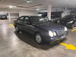 Schwarz Gebraucht 1999 Mercedes E200 Limousine | 1.900 € (Superpreis)