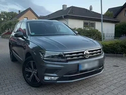Grau Gebraucht 2016 VW Tiguan Highline SUV | 21.850 € (Guter Preis)