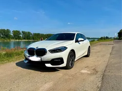 Weiß Gebraucht 2021 BMW 118 Comfort Edition Kleinwagen | 20.699 € (Superpreis)