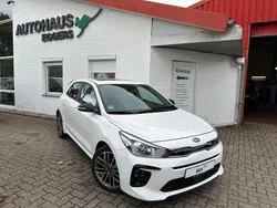 Weiß Gebraucht 2021 Kia Rio GT-Line S Limousine | 15.950 € (Fairer Preis)