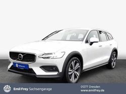 Gebraucht 2023 Volvo V60 CC Kombi | 37.250 € (Guter Preis)