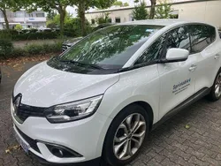 Weiß Gebraucht 2020 Renault Scénic IV LIMITED Van / Kleinbus | 8.211 € (Superpreis)