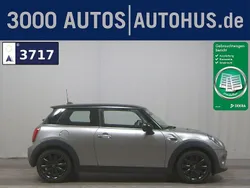 Melting silver metallic Gebraucht 2019 Mini Cooper Kleinwagen | 15.980 € (Superpreis)