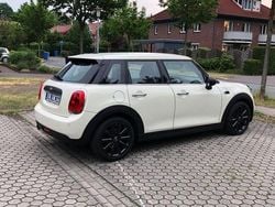 Weiß Gebraucht 2015 Mini ONE Kleinwagen | 9.800 € (Fairer Preis)