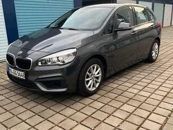 Silber Gebraucht 2015 BMW 220 Active Tourer Sport Line Van / Kleinbus | 17.600 € (Etwas zu teuer)