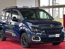 Blau Gebraucht 2023 Citroën Berlingo Shine Van / Kleinbus | 15.999 € (Fairer Preis)
