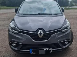 Grau Gebraucht 2017 Renault Scénic IV Initiale Paris Van / Kleinbus | 10.999 € (Superpreis)