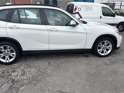 Weiß Gebraucht 2013 BMW X1 SUV | 9.998 € (Guter Preis)