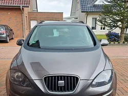 Grau Gebraucht 2014 Seat Altea XL 4You Van / Kleinbus | 7.500 € (Fairer Preis)