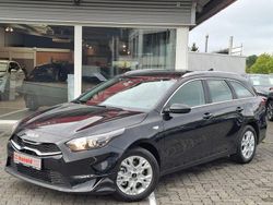 Schwarz Neu 2025 Kia Ceed Sportswagon Vision Kombi | 22.240 € (Superpreis)