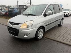 Silber Gebraucht 2009 Hyundai Matrix Comfort Van / Kleinbus | 4.490 € (Fairer Preis)